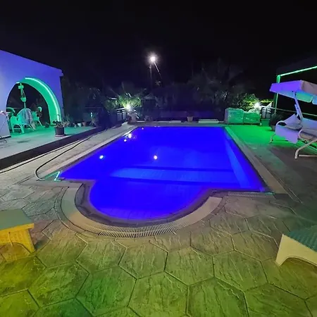 Citrus With Outdoor Bar * Girne