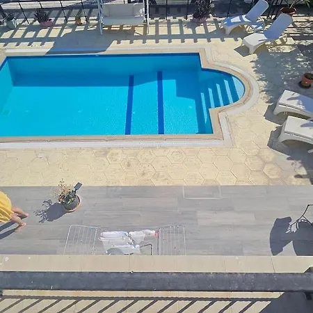 Citrus With Outdoor Bar * Girne